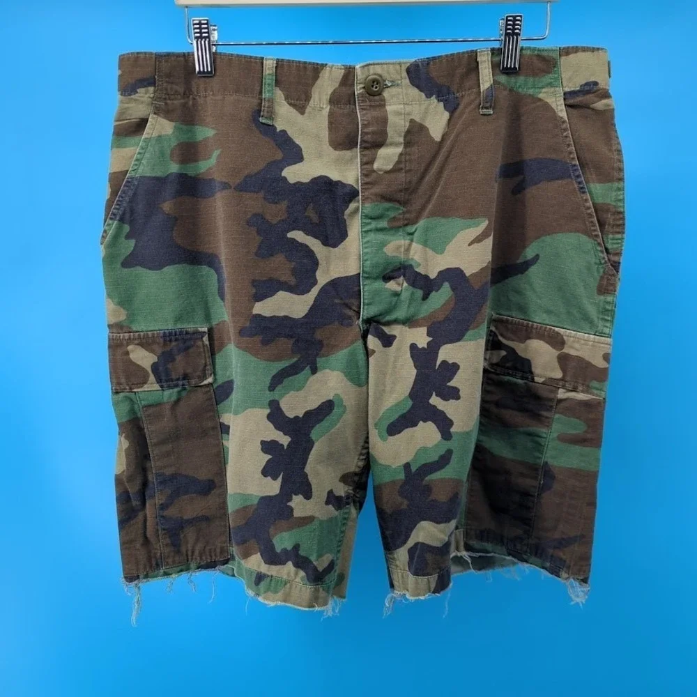 Vintage US Army Shorts Mens Large Woodland Camo Cargo Military Cut Off Baggy 90s